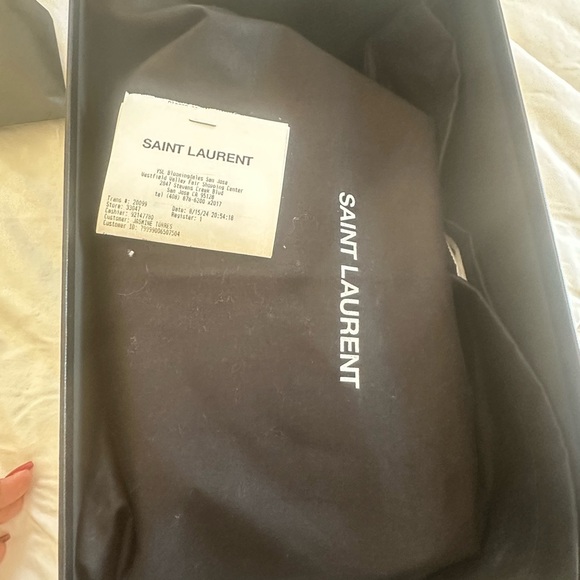 Yves Saint Laurent Beige Quilted Shoulder Bag - Picture 2 of 4